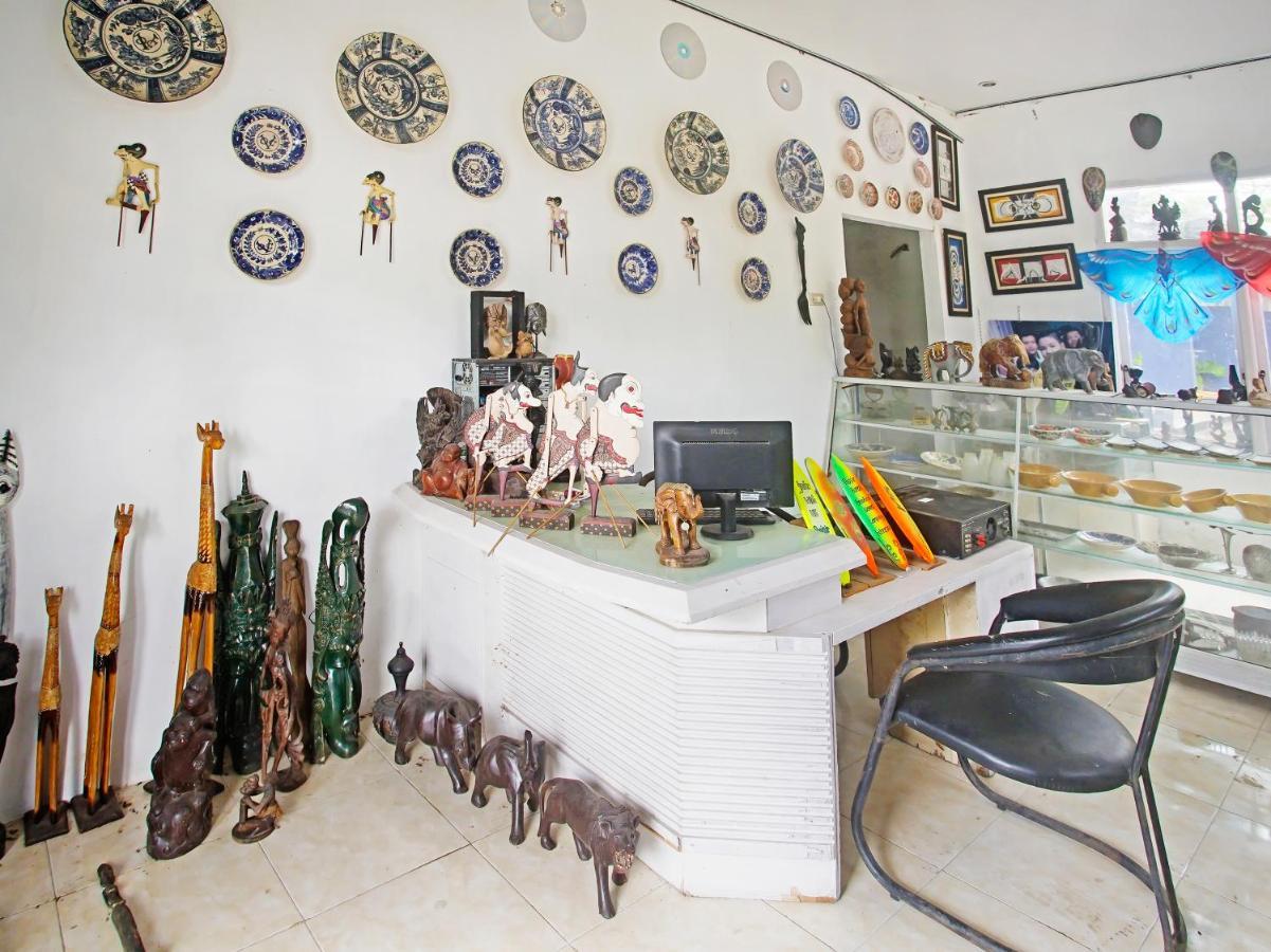 Oyo 90229 Fidel Caestro Homestay Kotadalem Exterior foto